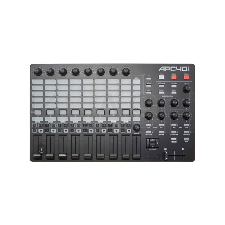 AKAI APC 40 MKII CONTROLLER MIDI PER NOLEGGIO A MILANO IDEALE PER EVENTI E PRODUZIONI MUSICALI